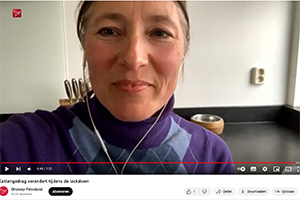 Geen katje om zonder handschoenen aan te pakken